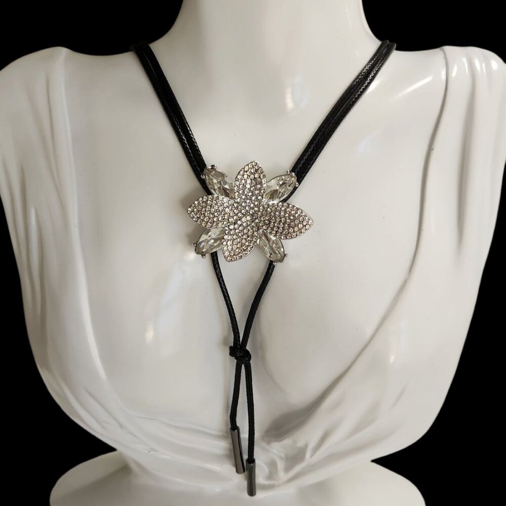 Guess silver-tone pave & marquis stone flower 40" wrapped leather cord choker